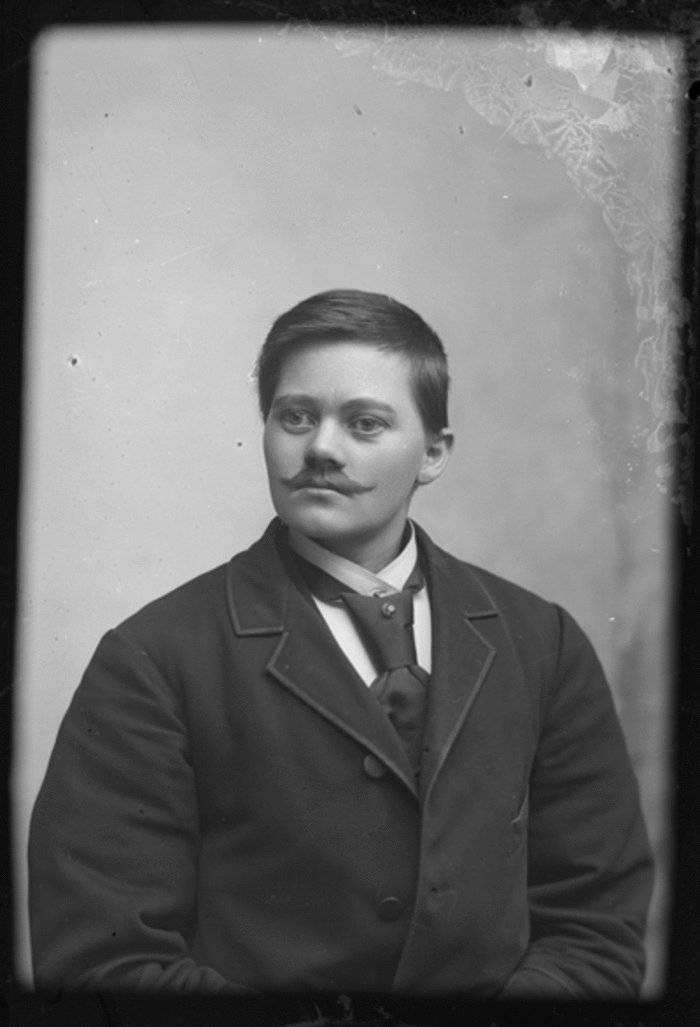 Kvinnelig stemmerett - 100 år