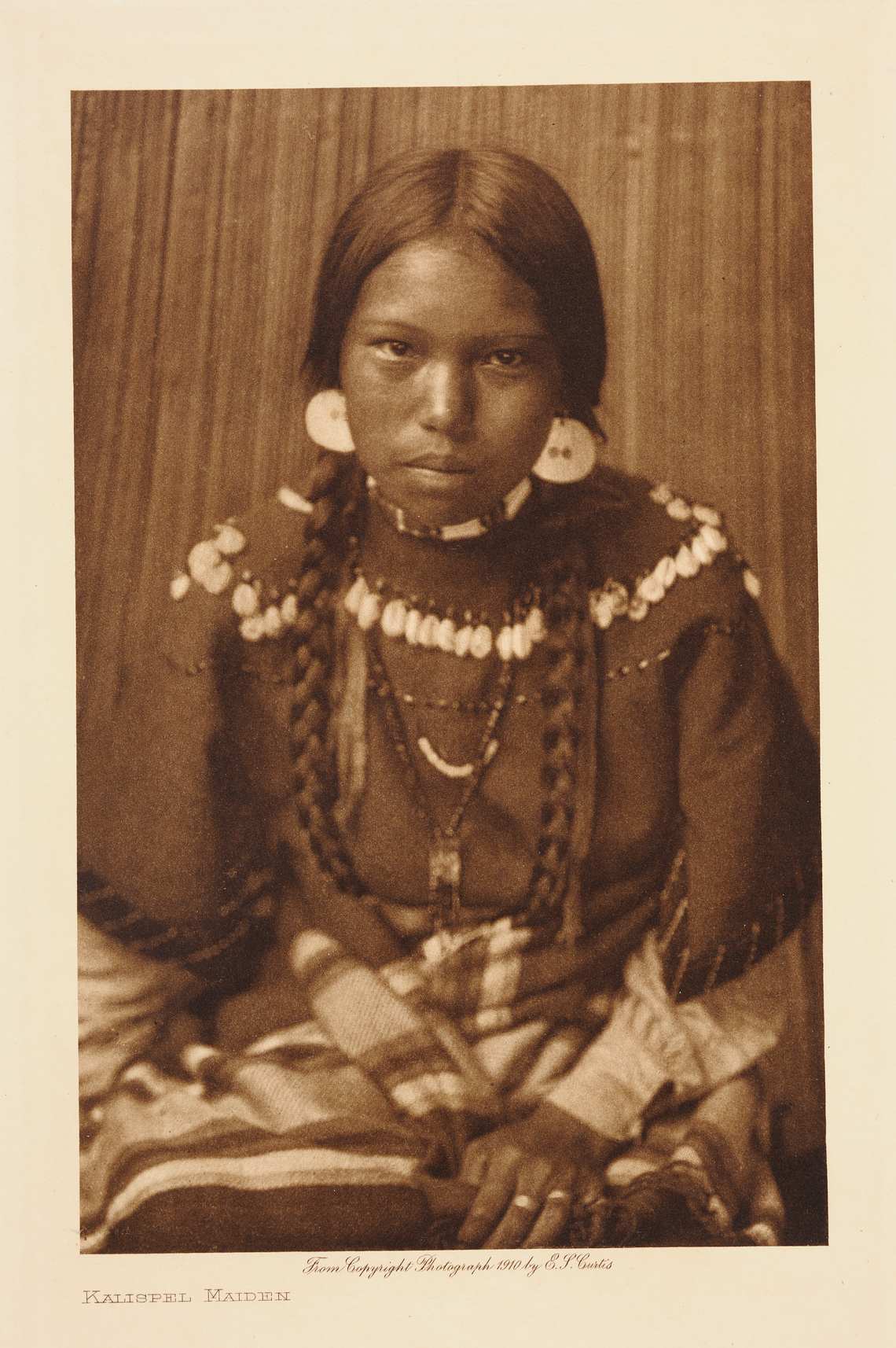 Edward Sheriff Curtis, Kalispel Maiden, 1910. Preus museum Collection