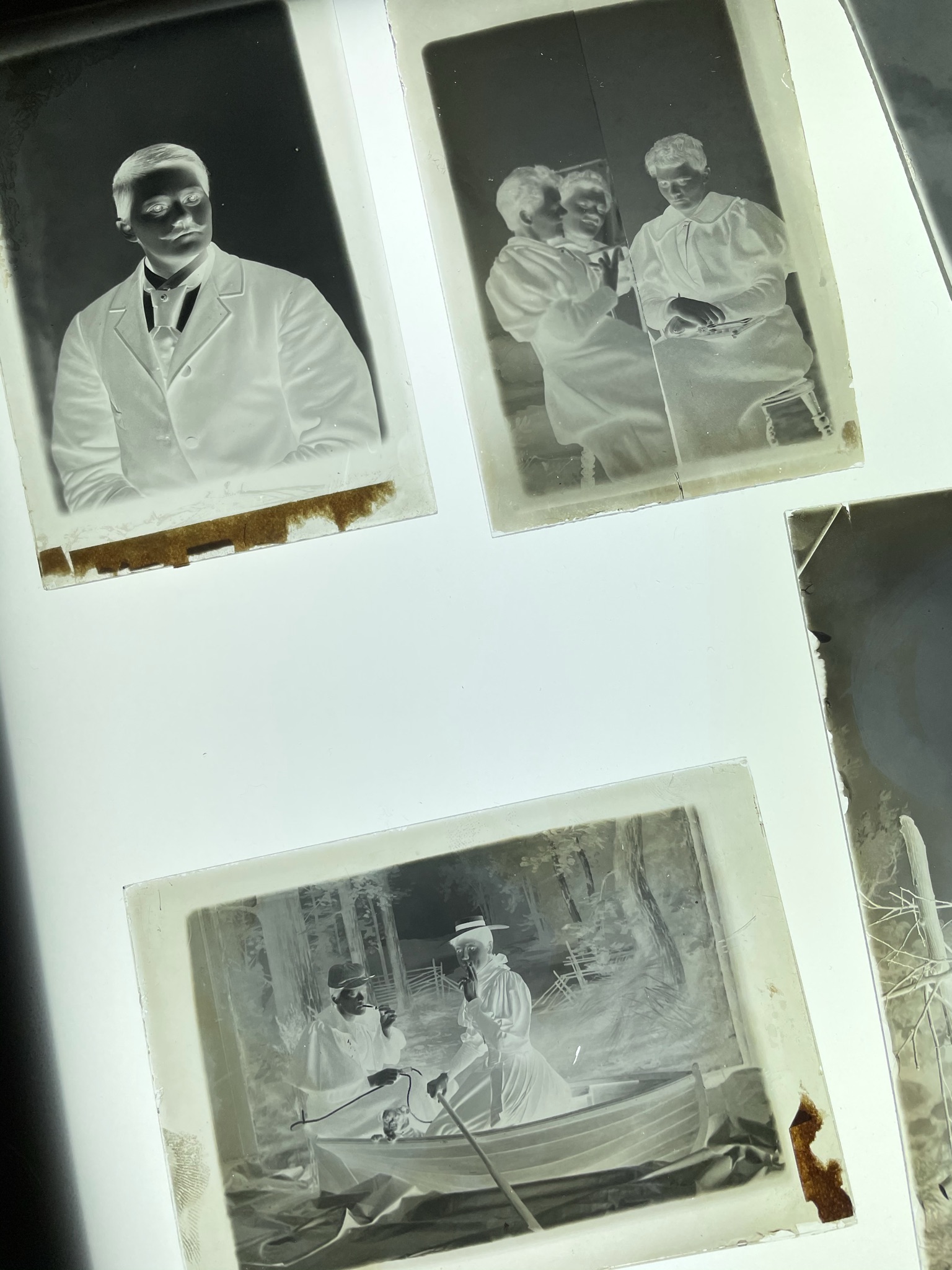 The unique glass negatives of Marie Høeg and Bolette Berg's private images are part of the Preus Museum collection, and also on display in th exhibition