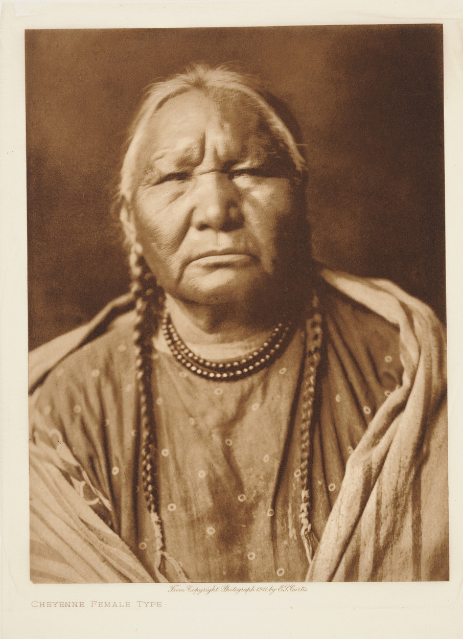 Edward Sheriff Curtis, Cheyenne Female Type, 1911. Tilhører Preus museums samling