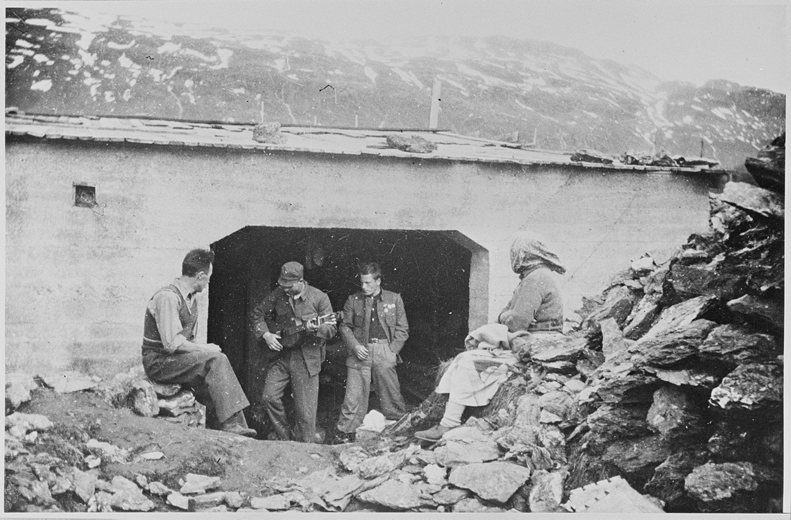 Alma Braathen, Half-finished basement as protection room at Fossbakken, Lavangen in Troms, spring 1940. Collection of Riksarkivet / NTBs krigsarkiv (the National Archives / NTB's war archive)