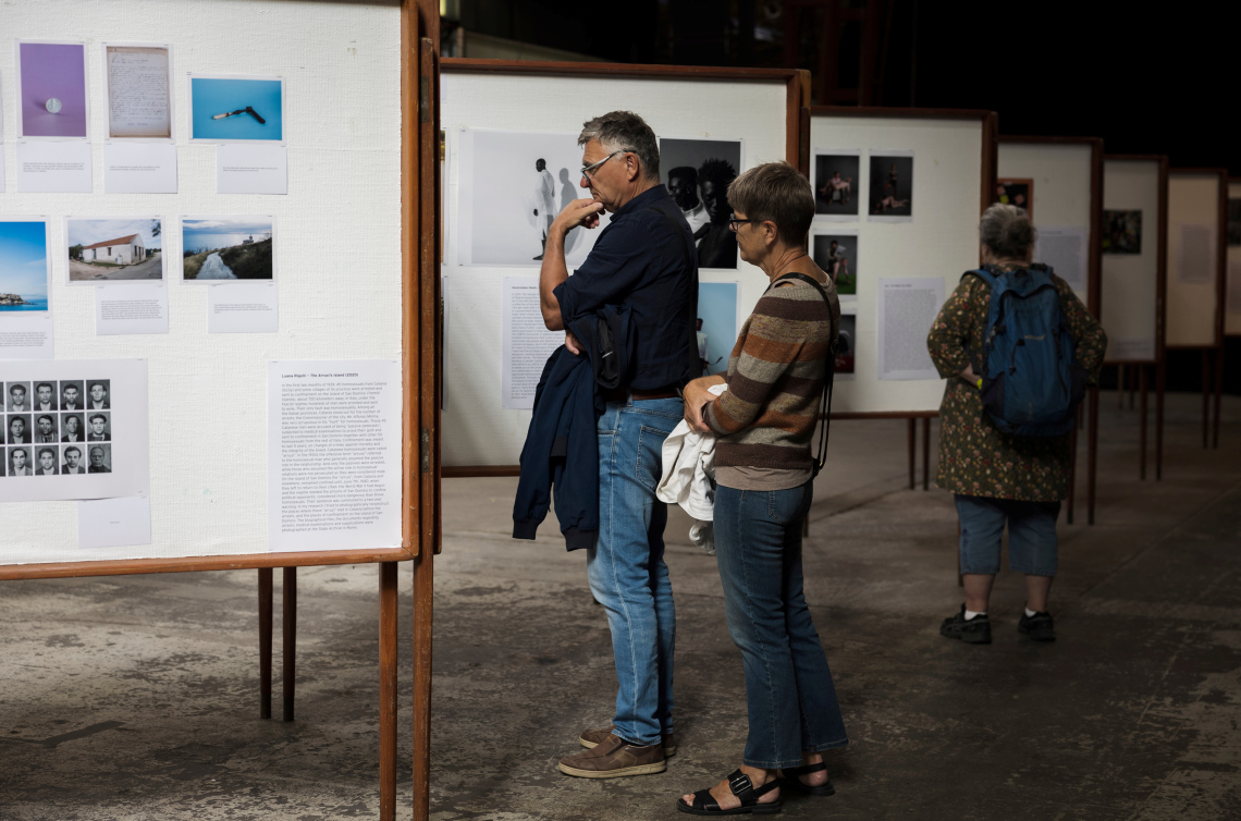 Fra Juryert utstilling på Fotografiets dag 2022 (foto: Ingrid Aas/Preus museum)