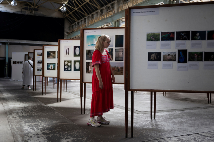 Fra Juryert utstilling på Fotografiets dag 2022 (foto: Ingrid Aas/Preus museum)
